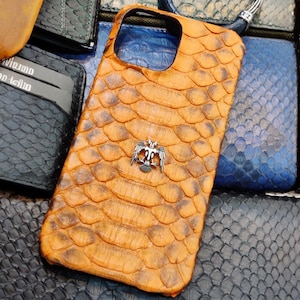 Custodia in pelle di pitone italiana per iPhone 16, 15, 14, 13, 12 Pro e Pro Max, regalo di lusso, custodie per iPhone, custodia personalizzata per iPhone 16, regalo per la festa del papà