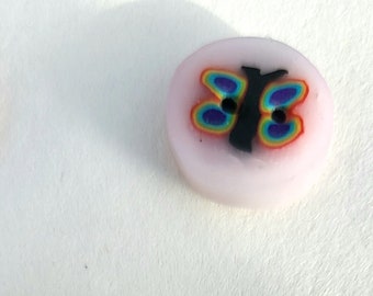 Butterfly buttons