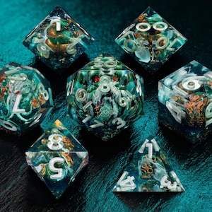 Jeu de dés, dés de Cthulhu, appel de Cthulhu, MDN, bords tranchants, plateau à dés en cuir, tour à dés, plateau à dés, dés tentacules