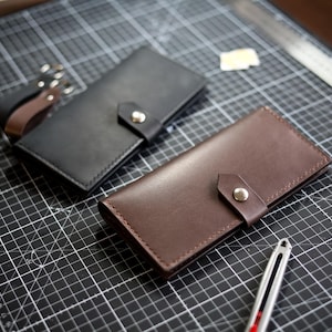 Black Genuine Leather Wallet, Unisex Design for Men and Women, Gift-Ready Packaging, Perfect for Him/Her