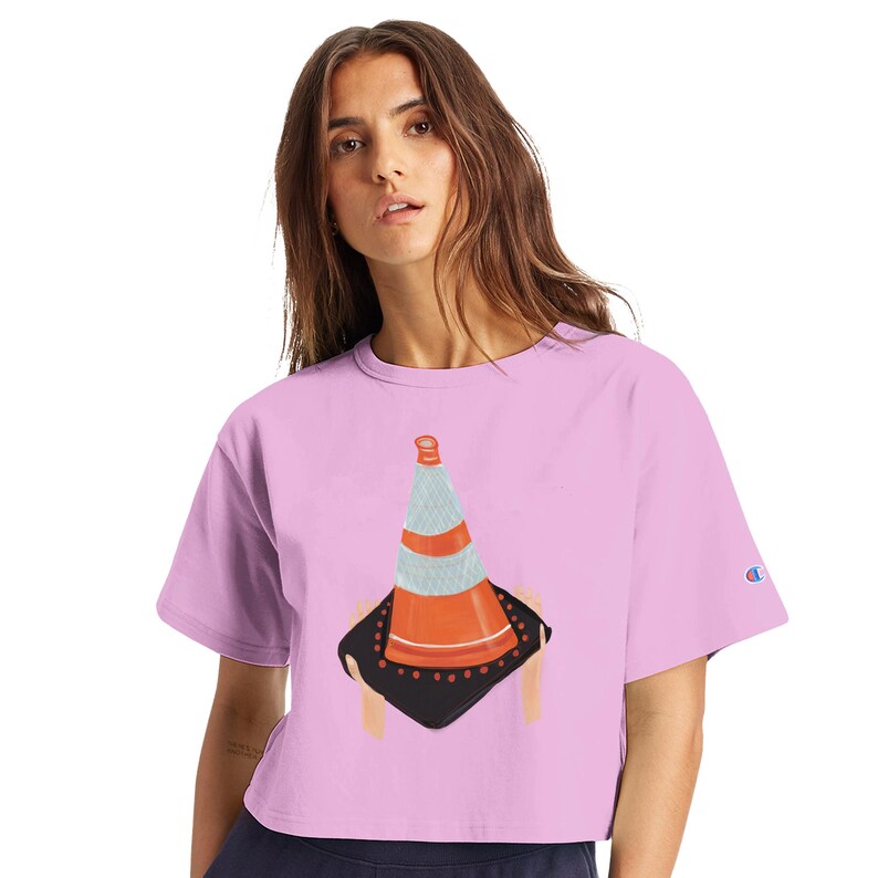 Maglietta girocollo corta da donna dei Pittsburgh Pirates con la scritta "Hoist the Cone" pink candy