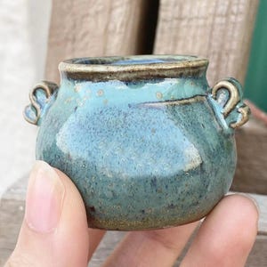Unique Succulent Planters Handmade Tiny Pottery Gifts for Mom, Mini Ceramics Vase Pot Garden Decor Gift, Small Flower Pottery Gifts for Her.