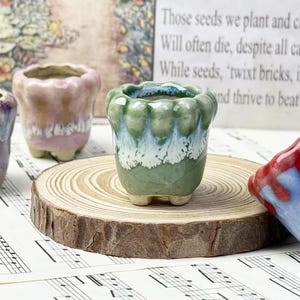 Tiny Succulent Planters Handmade Tiny Pottery Gifts for Mommy, Mini Ceramics Vase Pot Garden Decor Gift, Small Flower Pottery Gifts for Her.