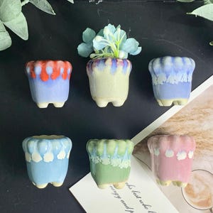 Cute Succulent Planters in Pots Magnets Gifts for Women, Tiny Ceramics Vase Pot Magnets Decor Gifts, Tiny Flower Pottery Pots Gifts for Her.