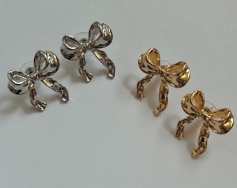 Chunky Bow Earrings: Gold or Silver, Y2K Kawaii Style