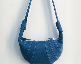 Crossbody Bag Sewing Pattern – Step-by-Step Photo & Video Tutorial, Croissant Bag Pattern, Half Moon Bag Sewing Pattern DIY, Jeans reuse