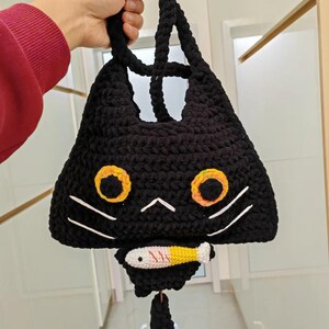 動画チュートリアル付き、あみぐるみ猫クロスボディバッグのパターン - 黒猫かぎ針編みトートバッグ、初心者向け簡単かぎ針編み、縫わない猫のかぎ針編みパターン