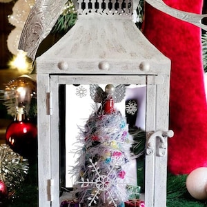 Christmas Lantern Home Décor