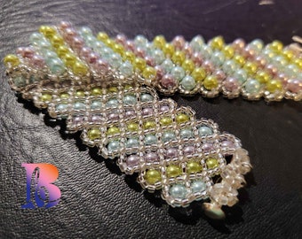 7.5" spring colors netted beaded bracelet with slide clasp - great gift