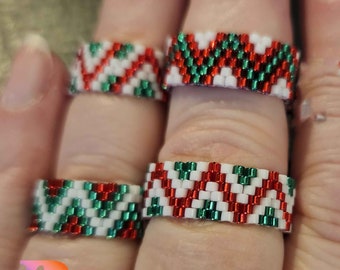 3-color zigzag beaded ring - wide variety of sizes available.  Made to order