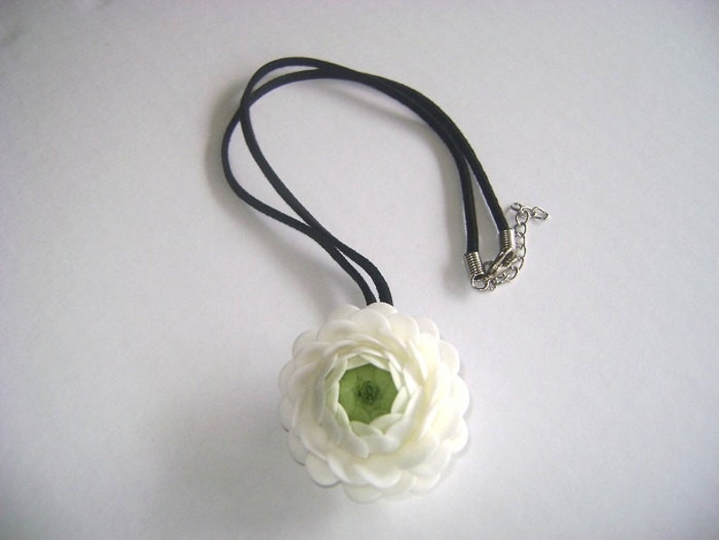 Bridesmaid Gift. White Ranunculus Necklace image 3