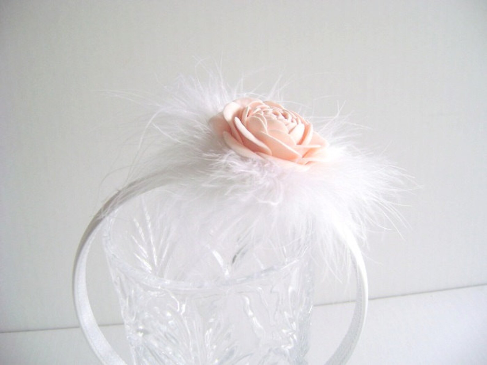 Bandeau Fleuri Muguet Pour Fille D'honneur - Fait Main, Blanc Et Vert, Neuf Sans étiquette