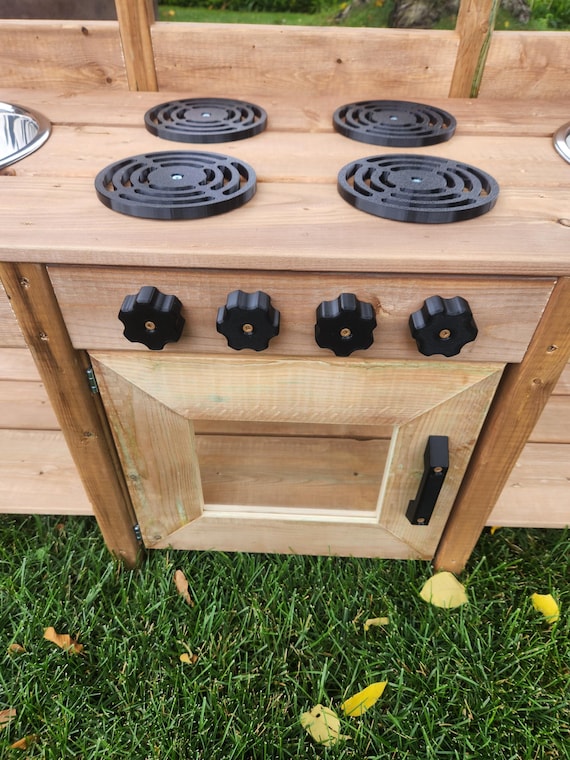 Electric Style Burners x4, Control Knobs x4 + Oven Door Handle x1 For The DIY Mud Kitchen Build. Durable and UV/Water Resistant.