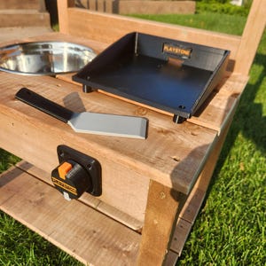 PlayStone Mud Kitchen Griddle Kit: Includes Flipper & Knob