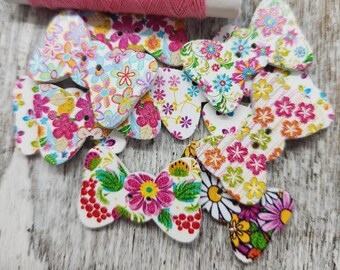 Bow shaped wood buttons, Novelty wooden buttons, Flower pattern, Decorative mixed buttons, 30mm, 1 1/8" x 20mm 7/8", 2 holes, Sets of 10