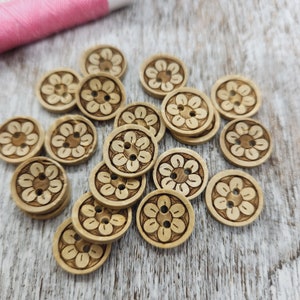 Flower Coconut buttons, Small coconut shell buttons, Recycled coconut wood, 13mm, 1/2" inch, 2 holes, Sets of 10
