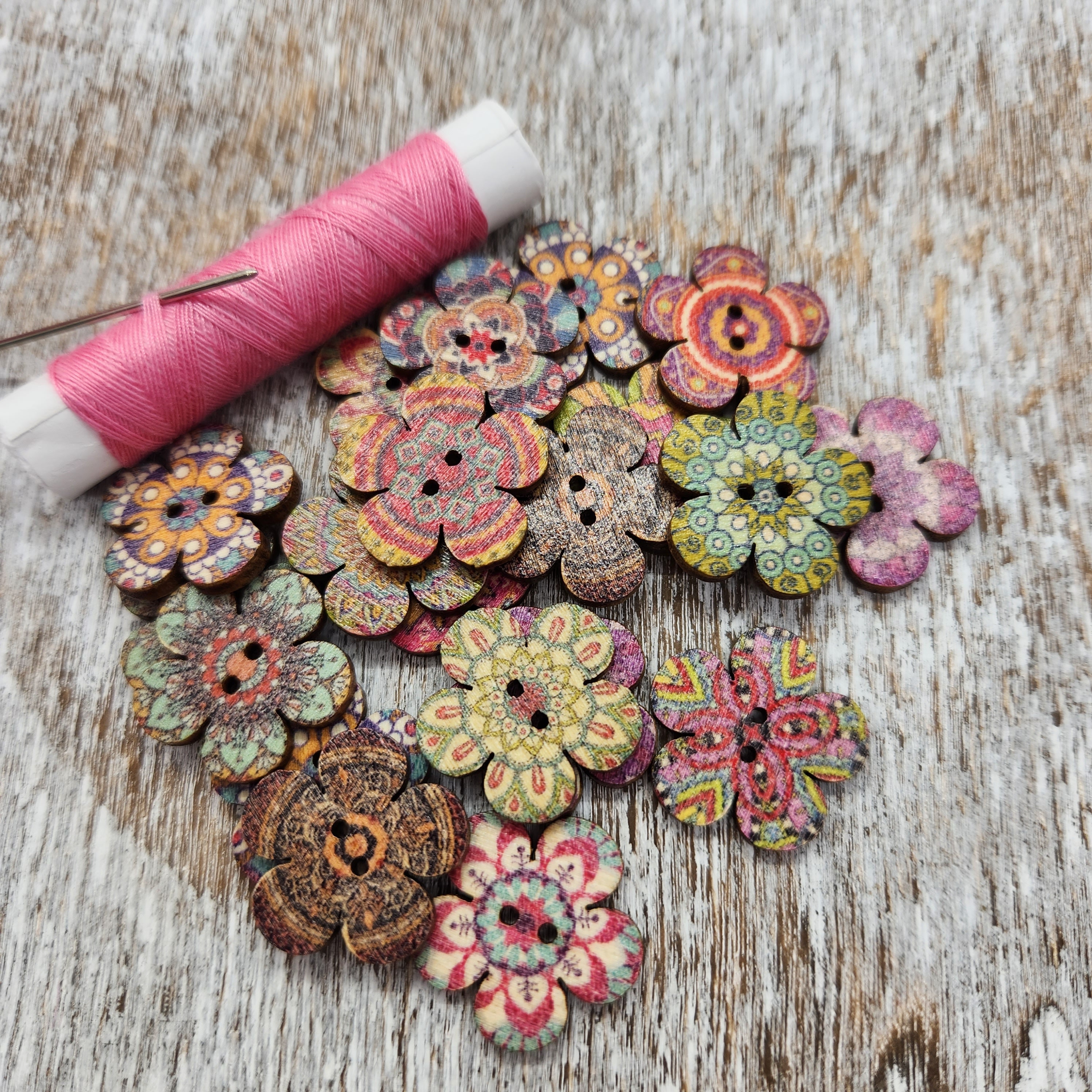 Assorted Flower Buttons | Sewing Supplies | Mixed Media Art (12mm / 65pcs /  Colorful Mix)