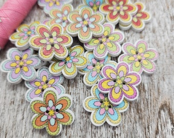Novelty wood buttons, Spring crafts buttons, Floral wooden buttons, Flower shaped buttons, 20mm, 3/4", 2 holes, Set of 10 or 20
