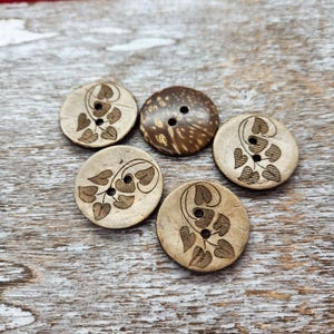 Leaf pattern coconut buttons, Large coconut buttons, Winter Coat buttons, Recycled coconut shell, 28mm,  1 1/8 inch, 2 holes, Set of 5 or 10