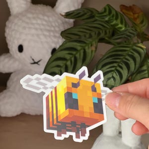 bee sticker