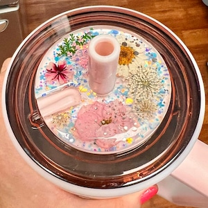 Pressed Flowers Tumbler Lid: Personalized Nameplate for Stanley, Brumate