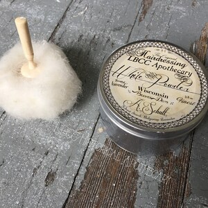 18th Century White Hair and Face Powder Scented With Lavender Toilet de Flora No POO Natural Lavender Dry Shampoo Vintage image 7