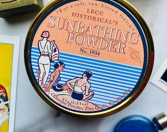 1930s Sunbathing Face Powder: Vintage-Style Beach Makeup in Gold Tin