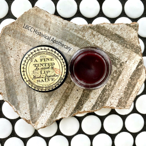 1772 Tinted Lip Salve: Historical Cream Lip Gloss