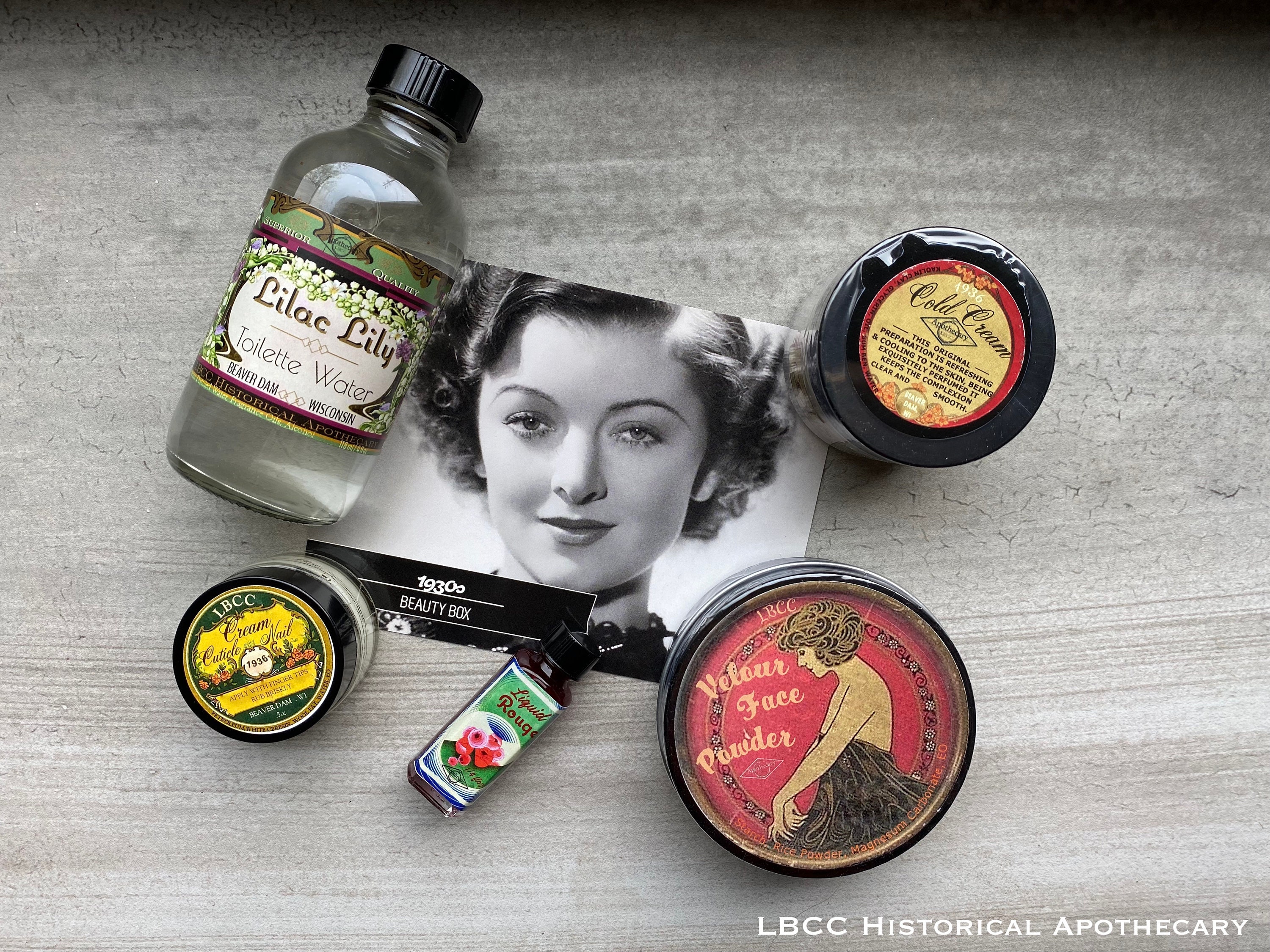 骨董品　ヴィンテージ　化粧品　vintage makeup 骨董品 ヴィンテージ 化粧品 vintage makeup 1930s Beauty Gift Set