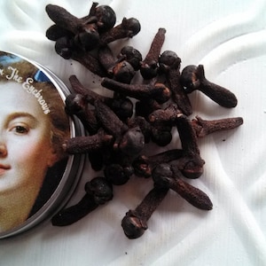 Burnt Clove Eyebrow Darkener: 1772 Historical Vegan Brow Color
