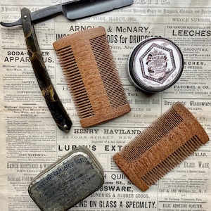 Sandalwood Double Toothed Comb: Historical Beard & Hair Grooming