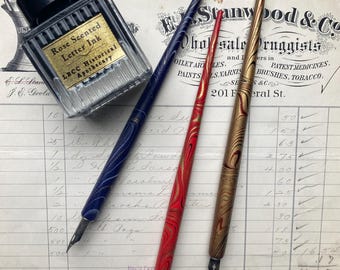 Marmorierter Kalligraphie-Stift aus Holz mit Vintage Feder