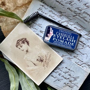 1929 Vintage Eyelash Pomade: Plant-Based Lash Growth, Curl & Nourish