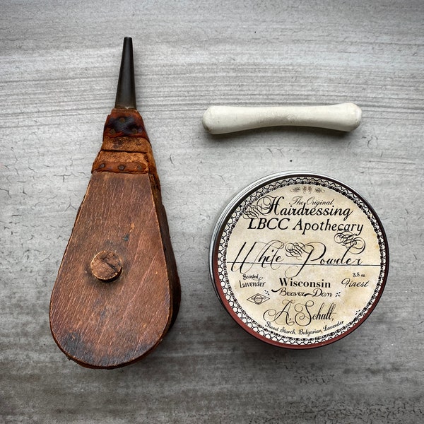 18th Century White Hair and Face Powder Scented With Lavender Toilet de Flora No POO Natural Lavender Dry Shampoo Vintage