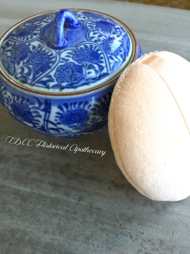 Vintage Powder Puff Powderpuff Facial Puff Vintage Compact Etsy