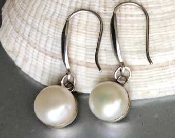 Simple Pearl Earrings, Real Pearl Earrings Sterling Silver, Freshwater Pearl Dangle Earrings, Pearl Drop Earrings, Bridesmaid Gift