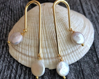 Arch Earrings Gold Stud, Pearl Drop Earrings, Modern Statement Earrings, Bohemian Jewelry, Gift for Girlfriend, Bridesmaid, Arc Earrings