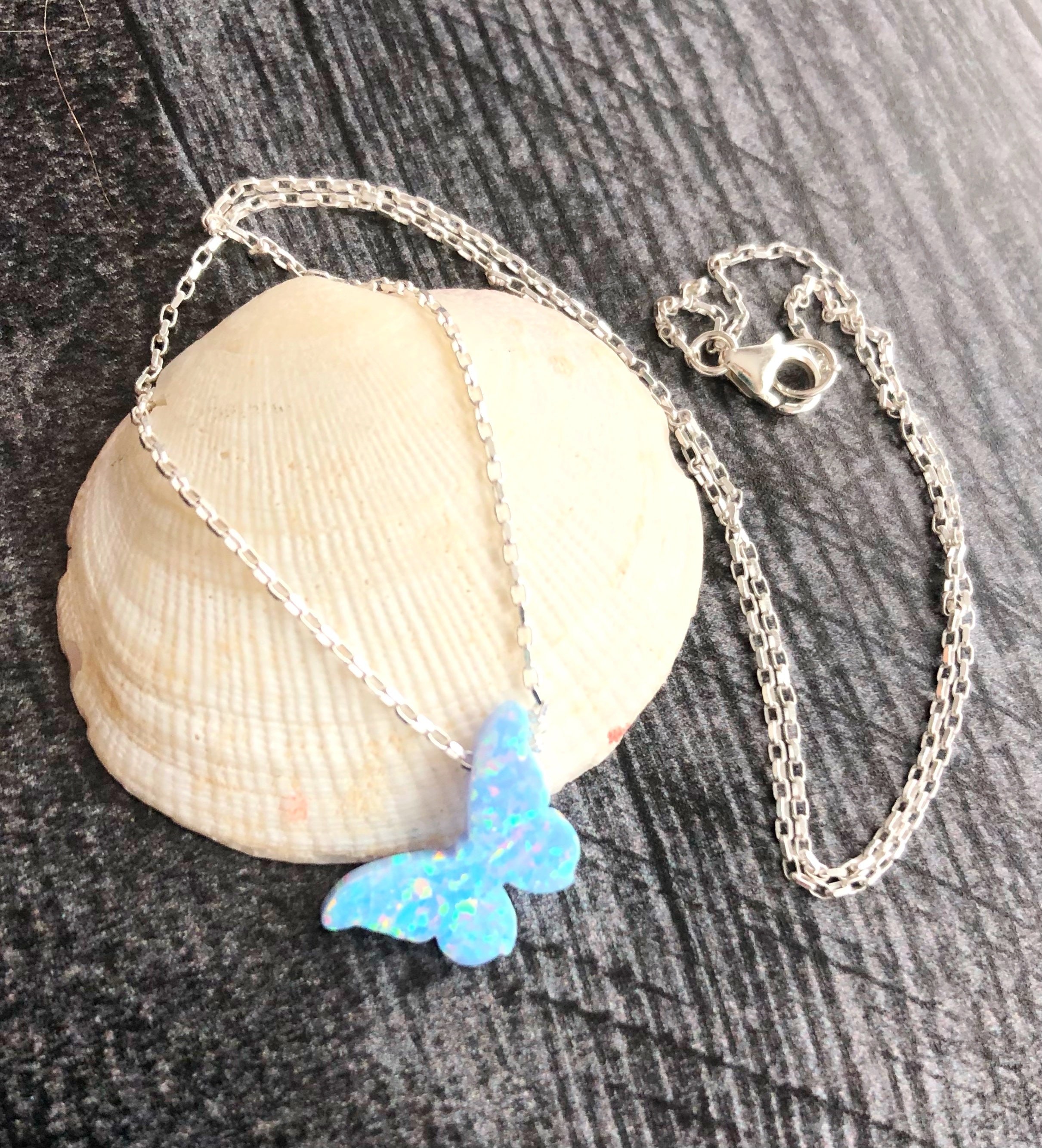 Collana con farfalla in opale, argento sterling 925, regalo per lei - Italia