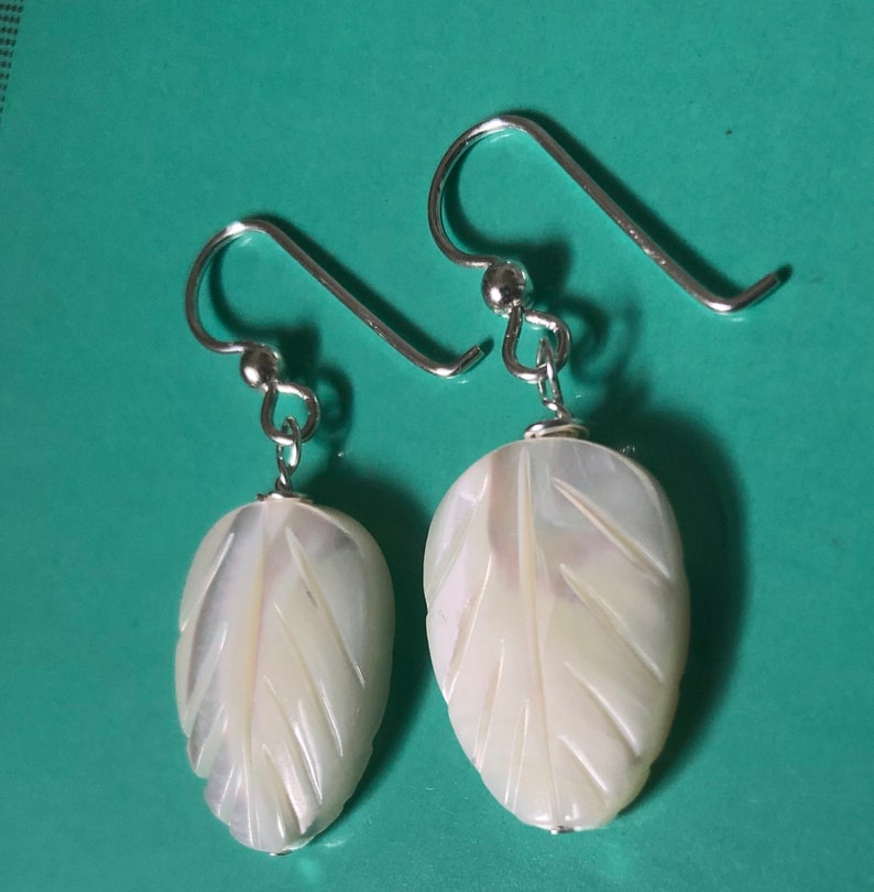 Mother of pearl leaf earrings Clearance