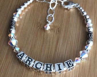 Kids Name Bracelet for Mom Grandma, Custom Name Bracelet Silver, Personalized Gift, Expecting Mom Gift, 5.5mm Letter Beads