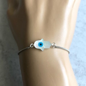 Evil Eye Bracelet Adjustable, Hamsa Bracelet Mother of Pearl, Protection Good luck, Mother of Pearl Jewelry, Gift for Daughter, BFF