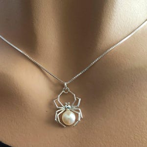 Spider Necklace with Freshwater Pearl Sterling Silver, White Pearl Pendant, Minimalist Jewelry, Gothic Jewelry, Animal Lover Gift