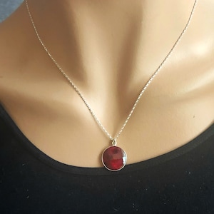 Echte rote Rubin Halskette Sterling Silber, große Anhänger Halskette, Juli Geburtsstein, Jahrestag Geschenk für Frau, Freundin, Boho Schmuck