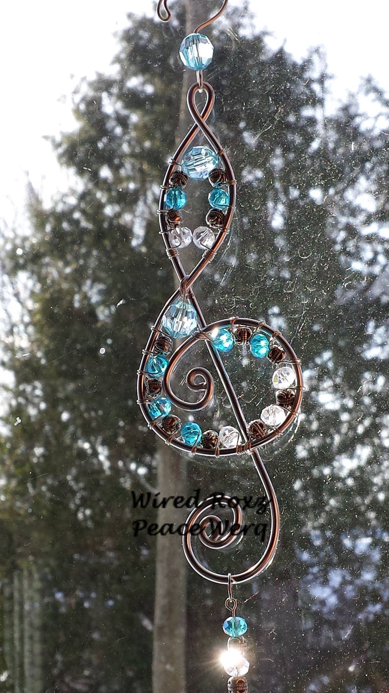Music Mothers Day Gift Blue Sun catcher Window Ornament Friendship Gift Birthday Gift Bead and Wire Treble Clef Suncatcher
