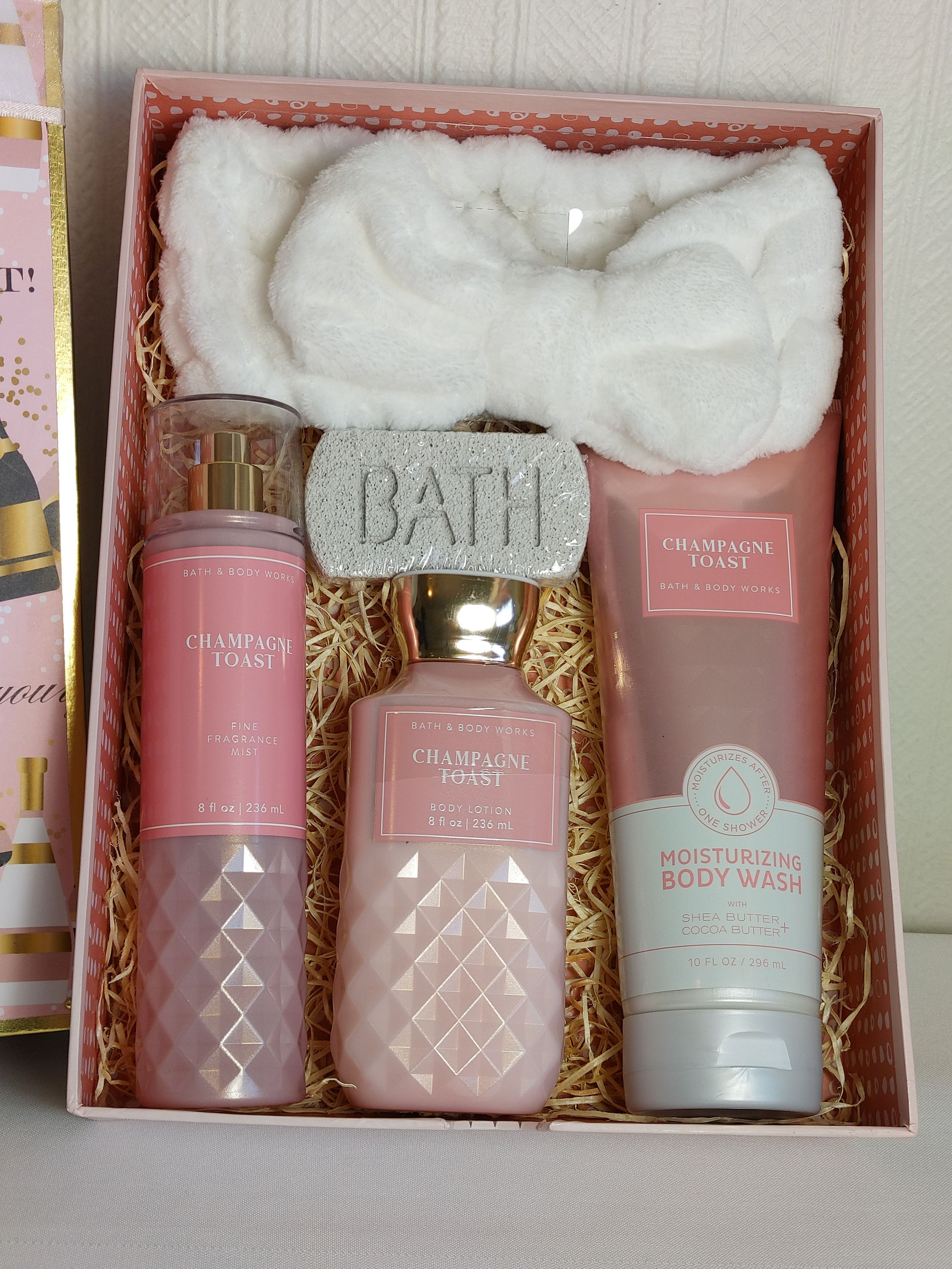 Bath and Body Works Champagne Toast Mini Gift Box Set Travel Size Shower Gel - Ultimate Hydration Body Cream and Fine Fragrance Mist in A Decorative