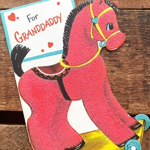 Tarjeta de San Valentín vintage sin usar para abuelo: tarjeta de felicitación antigua de Hallmark, efímera de papel, diario basura, tarjeta afelpada con forma de caballo de juguete, material para manualidades