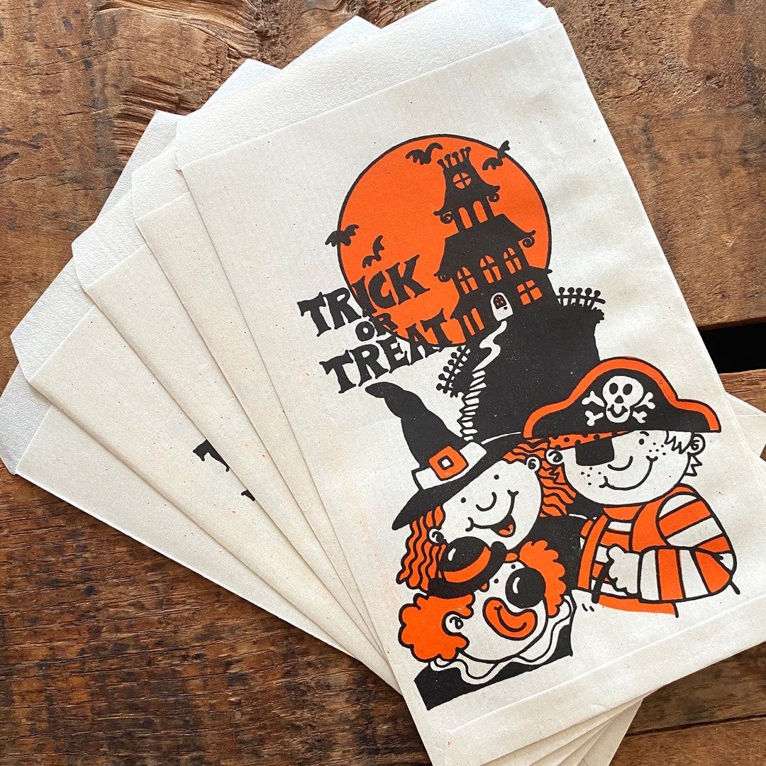 Vintage Halloween Treat Bags Set of 5 Trick or Treat, Vintage Paper