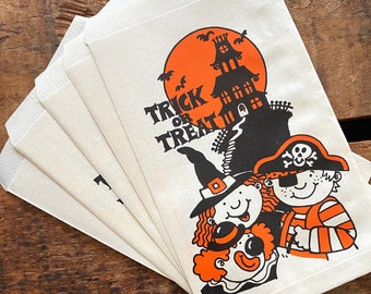 Vintage Halloween Treat Bags - Set of 5 - Trick or Treat, Vintage Paper Bags, Candy Bags, Party Favor Bags, Cute Children, Halloween Bag