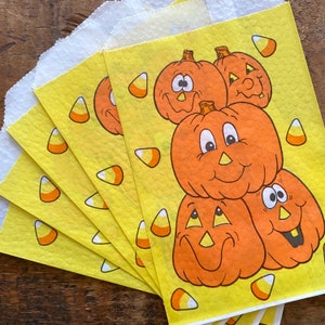 Vintage Halloween Treat Bags - Set of 5 - Trick or Treat, Vintage Paper Bags, Candy Bags, Party Favor Bags, Old Pumpkins Bag, Halloween Bag