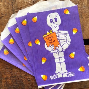 Vintage Halloween Treat Bags - Set of 5 - Trick or Treat, Vintage Paper Bags, Candy Bags, Party Favor Bags, Skeleton, Vintage Halloween Bag